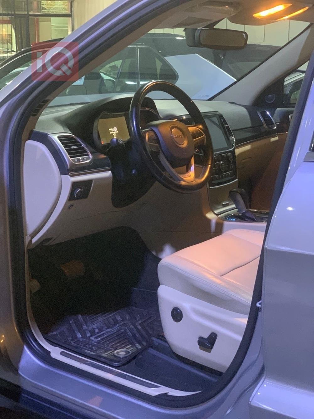 جيب جراند شيروكي